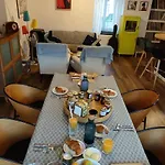 Couette-café Le Petit Moulin Rouge, B&b, Sdb En-suite, Parking Privé Gratuit Beauvoir (Manche)
