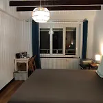 Couette-café Le Petit Moulin Rouge, B&b, Sdb En-suite, Parking Privé Gratuit 3*