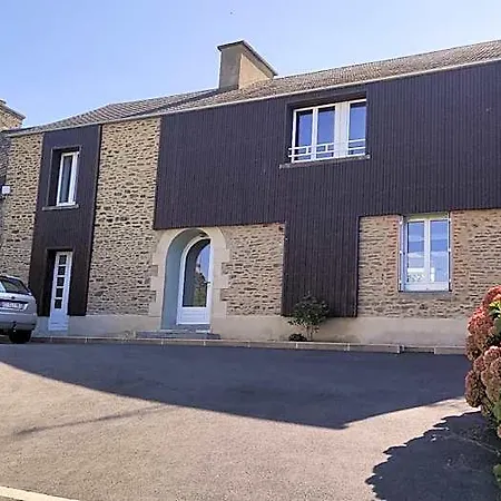 Couette-café Le Petit Moulin Rouge, B&b, Sdb En-suite, Parking Privé Gratuit 3*
