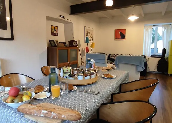 Le Petit Moulin Rouge, B&b, Sdb En-suite, Parking Prive Gratuit Bed and Breakfast 3*