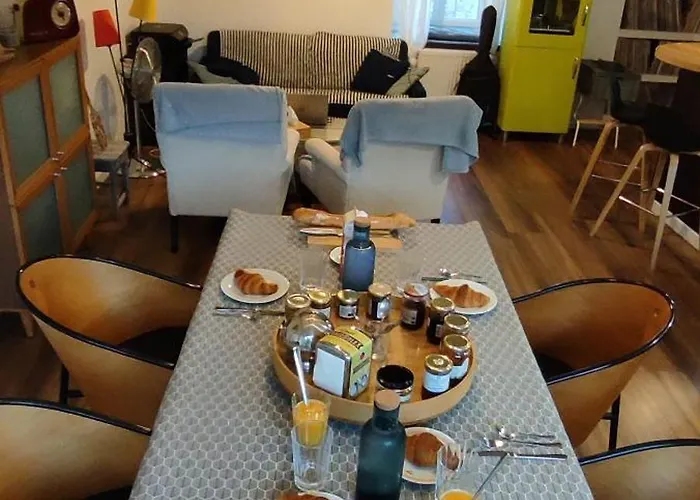 Bed and Breakfast Le Petit Moulin Rouge, B&b, Sdb En-suite, Parking Prive Gratuit Beauvoir (Manche)