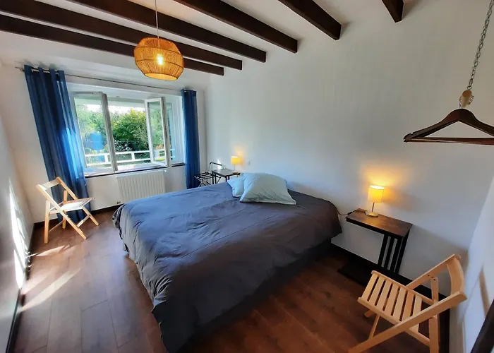 Le Petit Moulin Rouge, B&b, Sdb En-suite, Parking Prive Gratuit Bed and Breakfast Beauvoir (Manche)