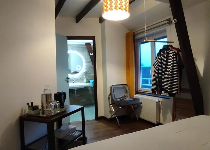 Le Petit Moulin Rouge, B&b, Sdb En-suite, Parking Prive Gratuit Bed & Breakfast