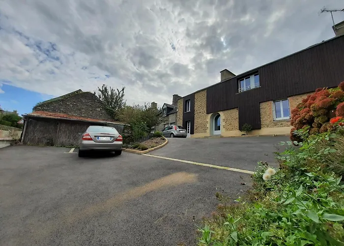 Le Petit Moulin Rouge, B&b, Sdb En-suite, Parking Prive Gratuit Bed and Breakfast 3*